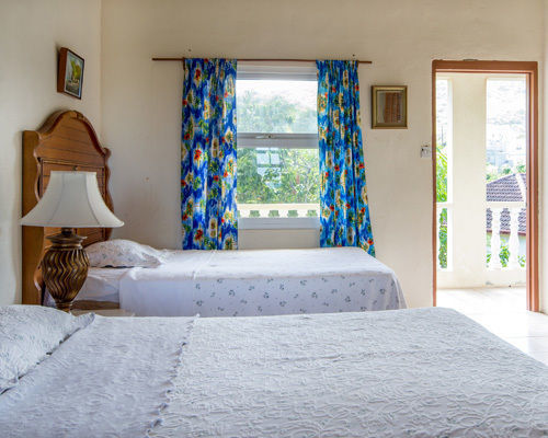 Hotel Culture House Basseterre Esterno foto